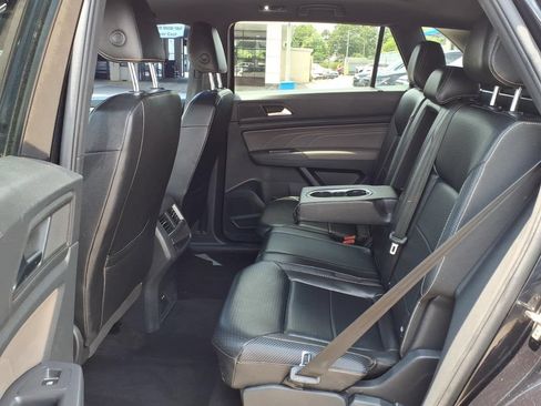 Used 2021 Volkswagen Atlas Cross Sport SE AWD/4WD image 5
