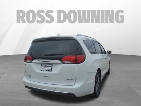 Used 2018 Chrysler Pacifica Limited w/ Advanced Safetytec Group image 5