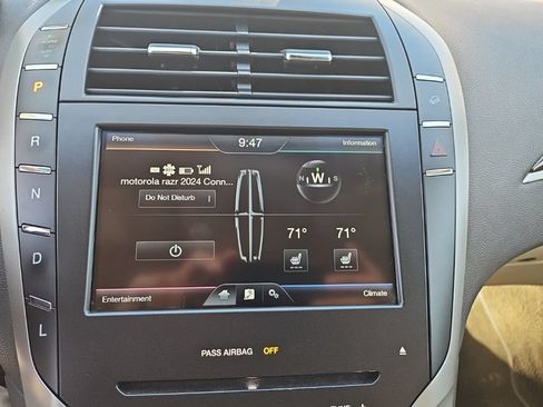 Used 2015 Lincoln MKZ Hybrid w/ Equipment Group 201A Select FWD image 25