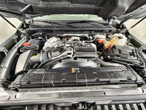 Used 2025 GMC Sierra 3500 SLT w/ SLT Convenience Package image 28