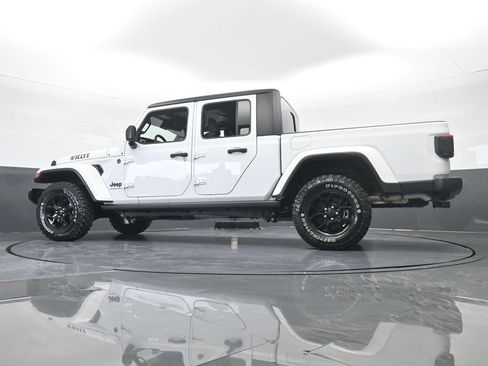 Used 2024 Jeep Gladiator Sport image 62