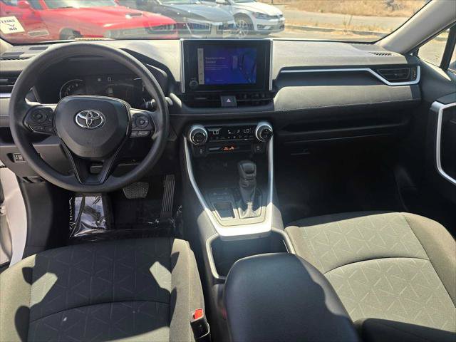 Used 2024 Toyota RAV4 XLE FWD image 19