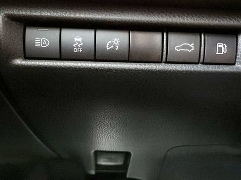 Used 2025 Toyota Camry SE w/ Convenience Package AWD/4WD image 32