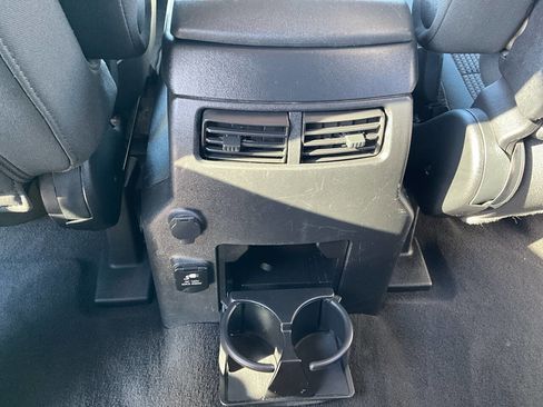 Used 2013 Nissan Titan SV w/ SV Premium Utility Pkg image 32