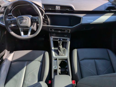 Used 2021 Audi Q3 2.0T Premium image 28