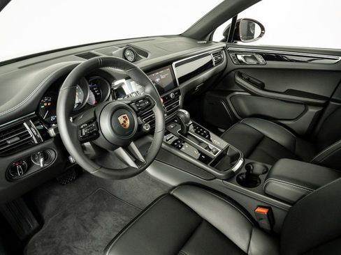 New 2026 Porsche Macan S AWD/4WD image 4