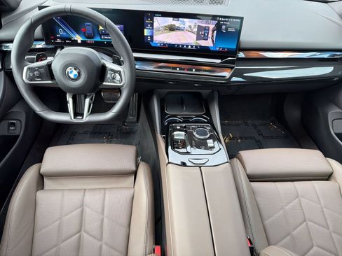 Used 2026 BMW 530i w/ M Sport Package RWD image 29