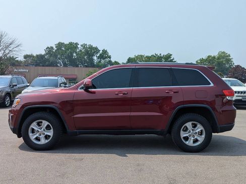 Used 2016 Jeep Grand Cherokee Laredo w/ Quick Order Package 23E image 8