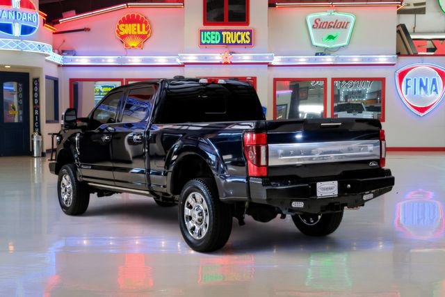 Used 2022 Ford F250 Platinum AWD/4WD image 4