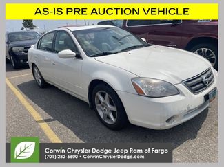 Used 2003 Nissan Altima 3.5 SE FWD video 1