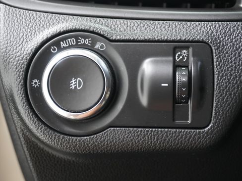 Used 2017 Buick Envision Preferred FWD image 19