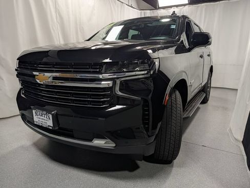Certified 2023 Chevrolet Tahoe LT w/ Luxury Package AWD/4WD image 6