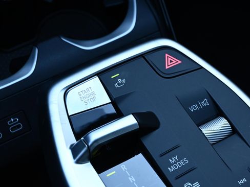 New 2026 BMW X1 xDrive28i w/ Technology Package image 18