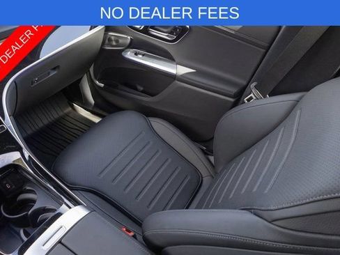 Certified 2025 Mercedes-Benz GLC 300 4MATIC image 27