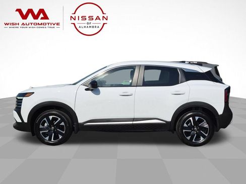 Certified 2026 Nissan Kicks SV w/ Cold Weather Package AWD/4WD image 8