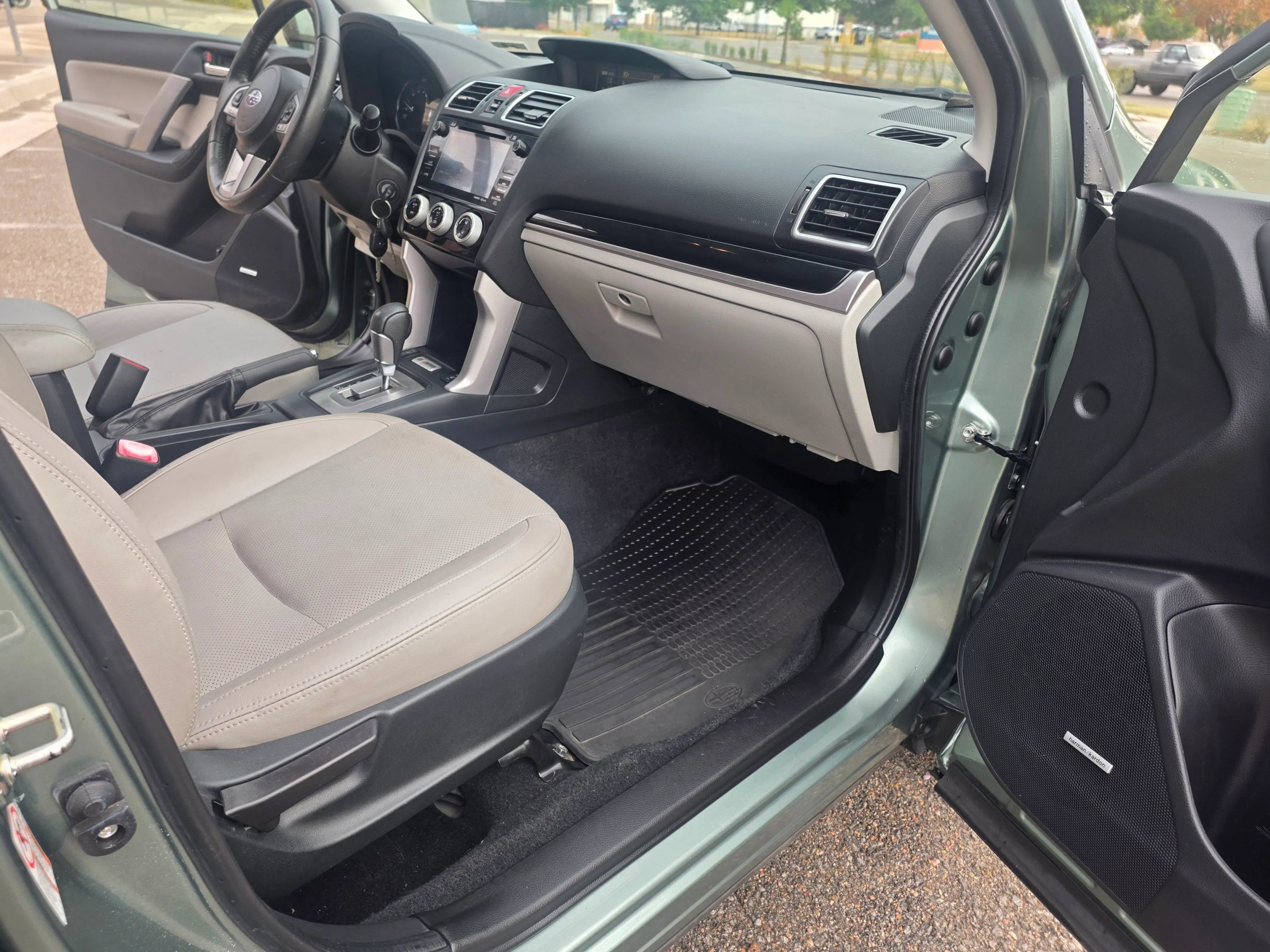 Used 2017 Subaru Forester 2.5i Limited AWD/4WD image 24