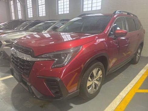 Used 2025 Subaru Ascent Premium image 5