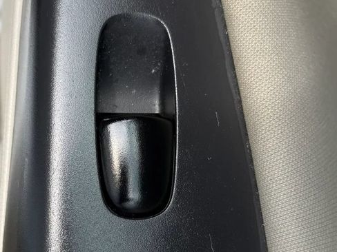 Used 2017 Nissan Sentra S FWD image 28