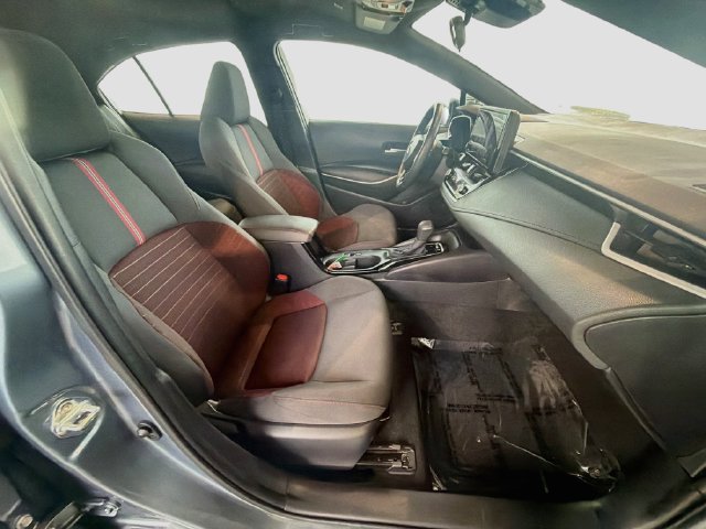 Used 2025 Toyota Corolla SE FWD image 27