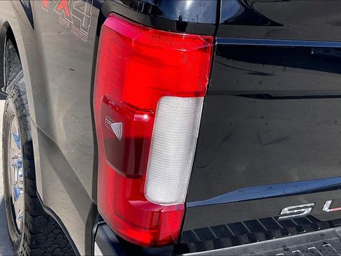 Used 2018 Ford F250 Lariat w/ Lariat Ultimate Package image 26