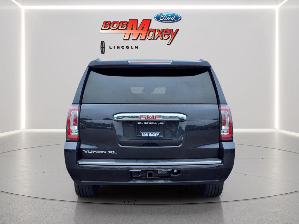Used 2020 GMC Yukon XL Denali w/ Denali Premium Package AWD/4WD image 6