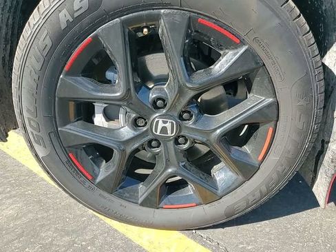 Used 2024 Honda HR-V Sport image 8