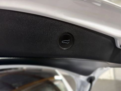 Used 2022 Tesla Model 3 image 26