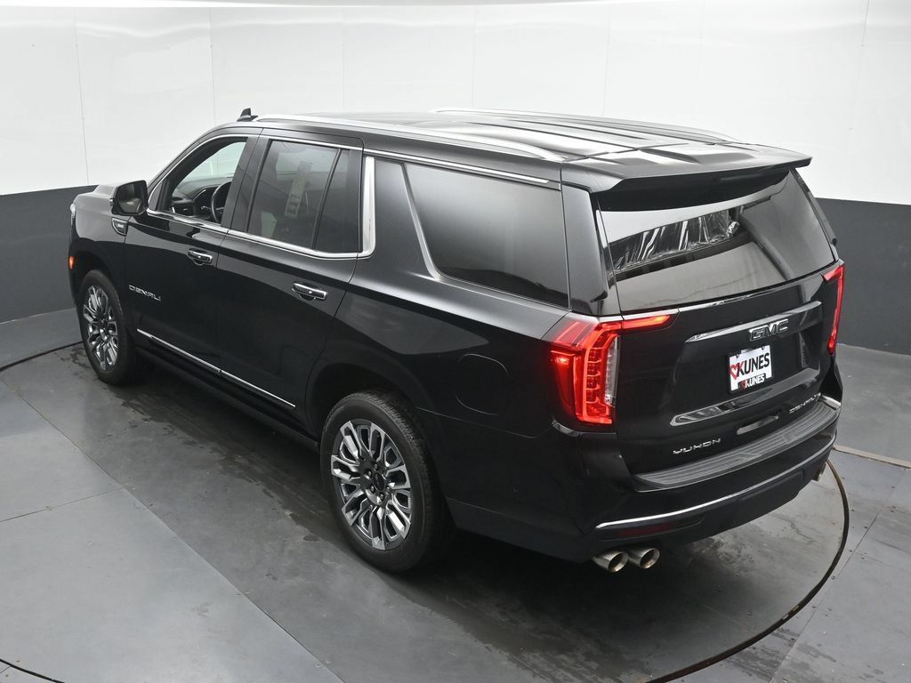 Used 2023 GMC Yukon Denali Ultimate w/ LPO, Floor Liner Package AWD/4WD image 40