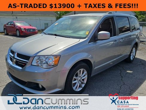 Used 2019 Dodge Grand Caravan SXT FWD image 1