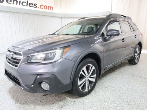 Used 2018 Subaru Outback 2.5i Limited AWD/4WD image 2