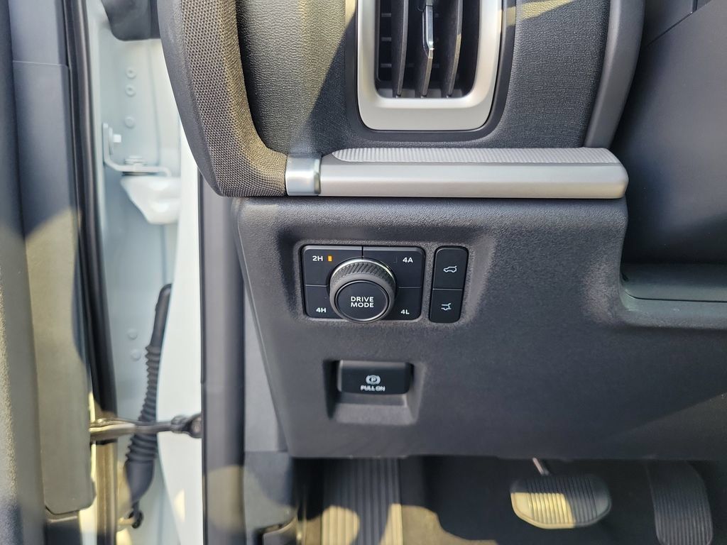 Certified 2025 Ford Expedition Max Active AWD/4WD image 23