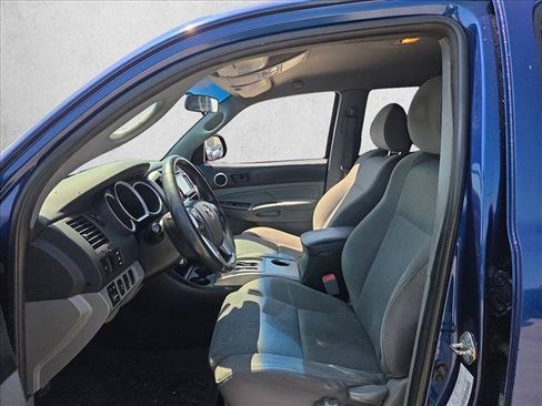 Used 2015 Toyota Tacoma PreRunner w/ TRD Sport Package RWD image 13