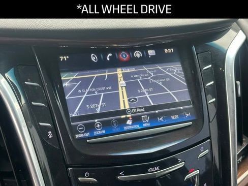 Used 2020 Cadillac Escalade Luxury image 11