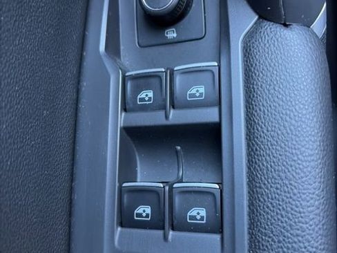 Used 2020 Volkswagen Tiguan SEL w/ 3rd Row Seat Package image 36