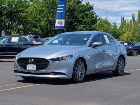 Used 2020 MAZDA MAZDA3 AWD Sedan w/ Preferred Package image 9