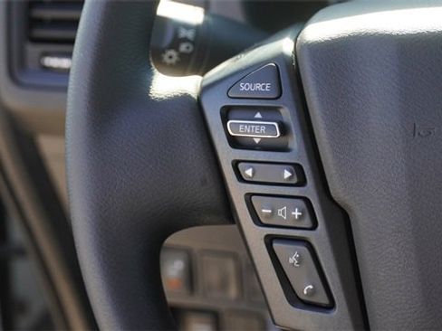 Used 2024 Nissan Frontier S w/ Technology Package image 27