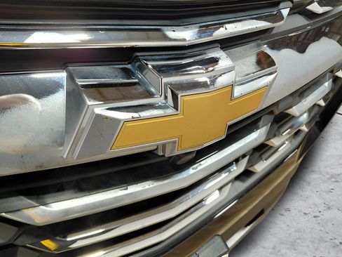Used 2026 Chevrolet Equinox LT AWD/4WD image 12