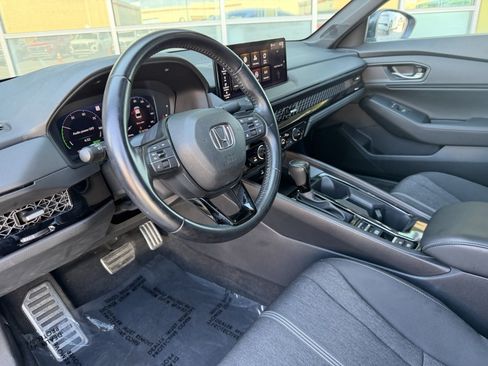 Used 2023 Honda Accord Sport image 30