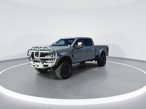 New 2025 Ford F250 Lariat w/ Lariat Ultimate Package image 4