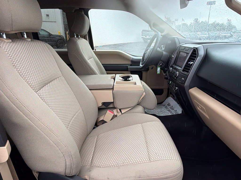 Used 2017 Ford F150 XLT w/ Equipment Group 302A Luxury RWD image 42
