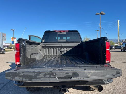 Used 2024 Chevrolet Silverado 2500 LTZ w/ LTZ Plus Package image 34