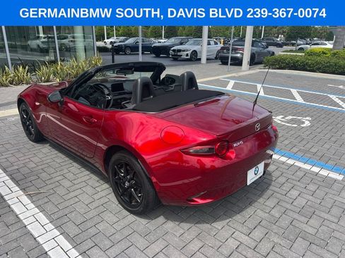 Used 2021 MAZDA MX-5 Miata Sport RWD image 7