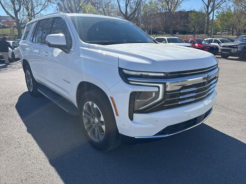 Used 2025 Chevrolet Tahoe LT w/ Comfort Package image 2