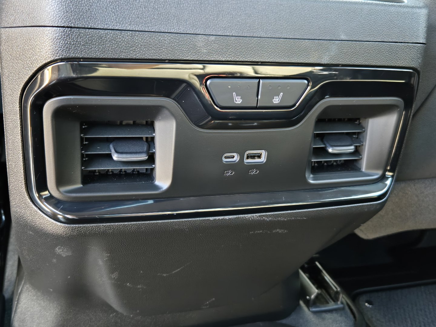 Used 2026 GMC Sierra 2500 AT4 AWD/4WD image 36