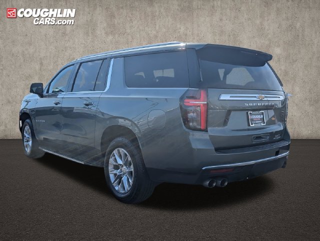 Used 2024 Chevrolet Suburban Premier w/ Premium Package AWD/4WD image 5