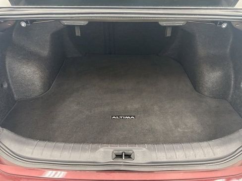 Used 2025 Nissan Altima 2.5 SV image 25