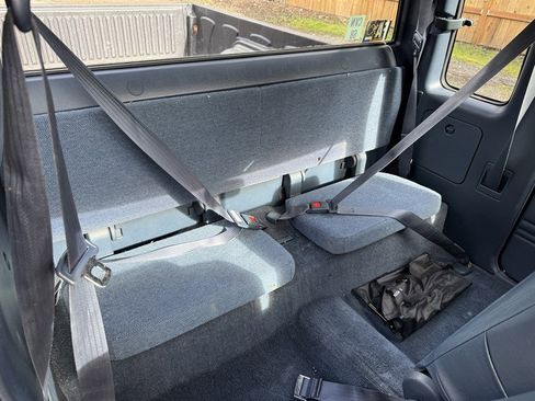 Used 1989 Toyota Pickup Deluxe image 20