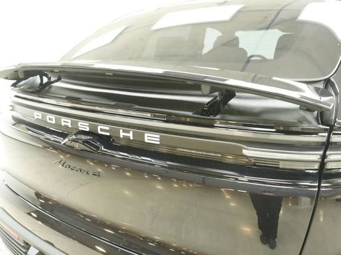 New 2026 Porsche Macan 4 Electric AWD/4WD image 45
