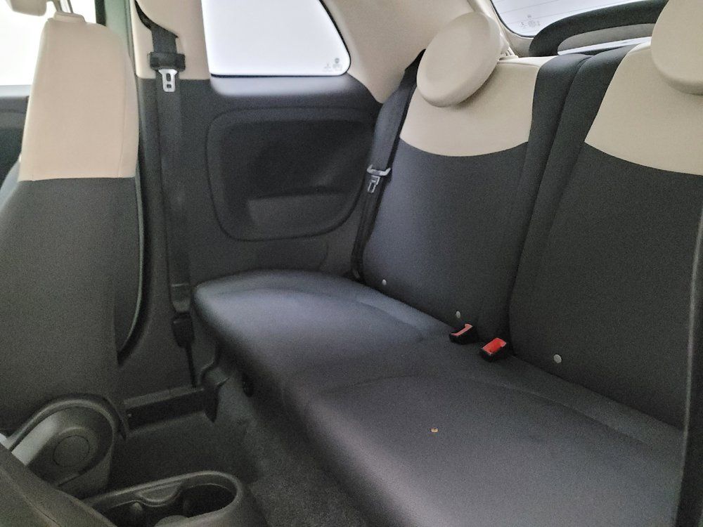 Used 2015 FIAT 500 Pop FWD image 18