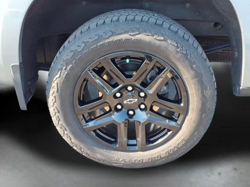Used 2024 Chevrolet Silverado 1500 Custom w/ Turbomax Blackout Package image 30